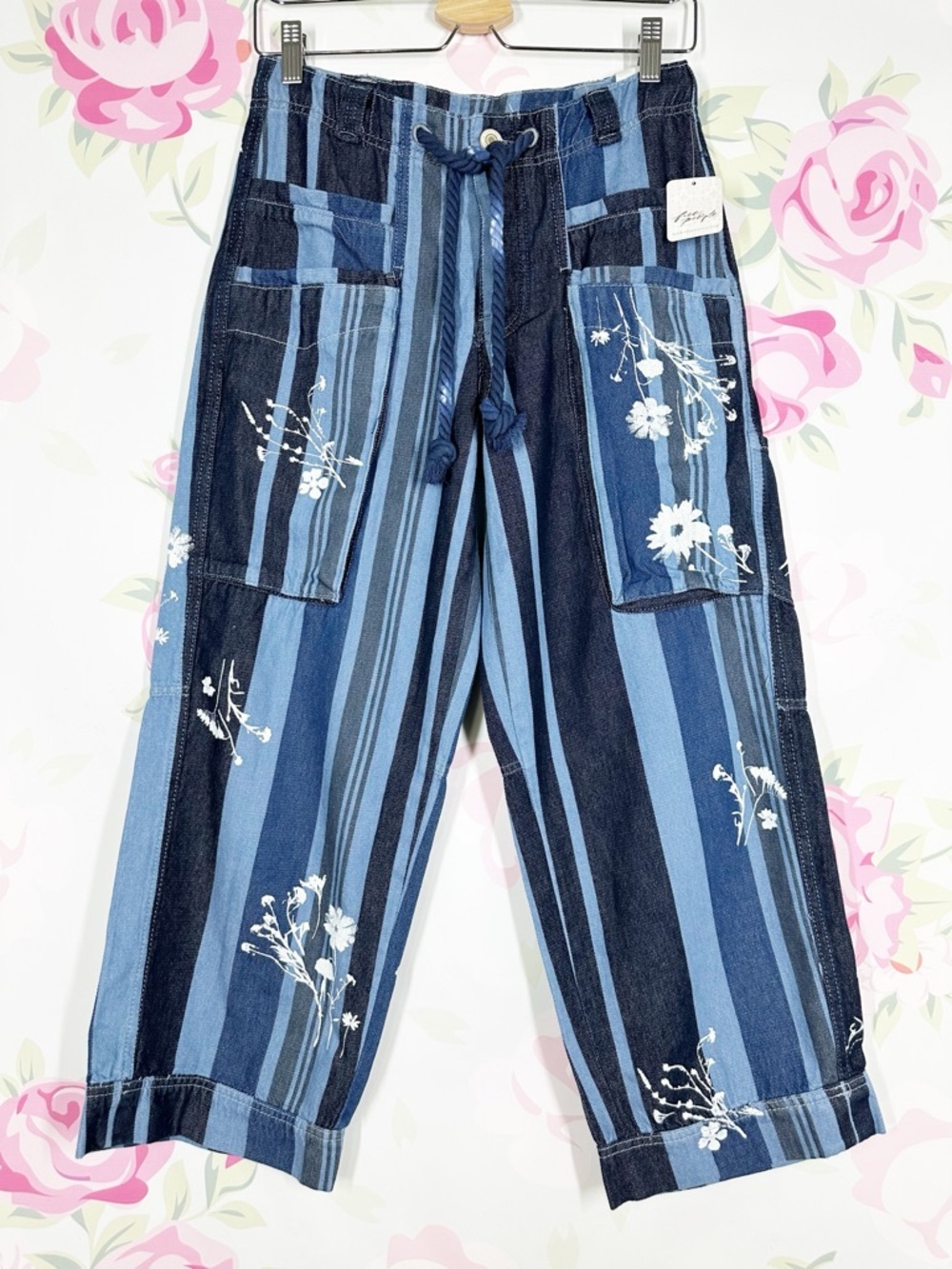 NEW Free People We The Free Cove Crop Pull On Stripe Floral Print Denim Jeans XS
